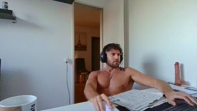 ALPHA_HUNK — modelo de webcam en línea en cam4