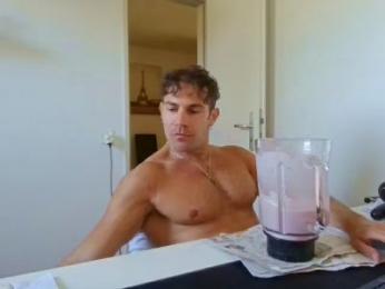 ALPHA_HUNK — modelo de webcam en línea en cam4