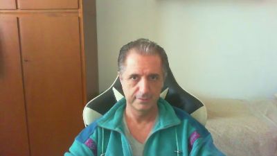 lu70mi — Cam4 stream photo (Apr 2026)