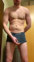 Boy18cm99 — Cam4 stream photo (Feb 2026)