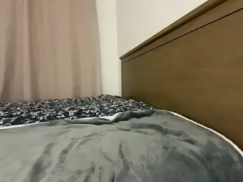 -Lynaross- — Stripchat stream photo (May 2026)