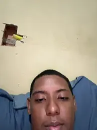 Nuneszs17 — modelo de webcam en línea en stripchat