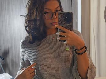 VixenKitty — modelo de webcam en línea en livejasmin