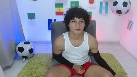 hades_derox_ — Stripchat stream photo (Jun 2026)