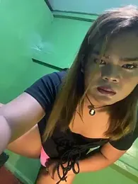 ladymiah — Stripchat stream photo (Mar 2026)