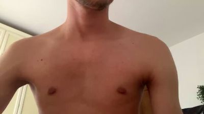 gm2490_sexy — modelo de webcam en línea en cam4