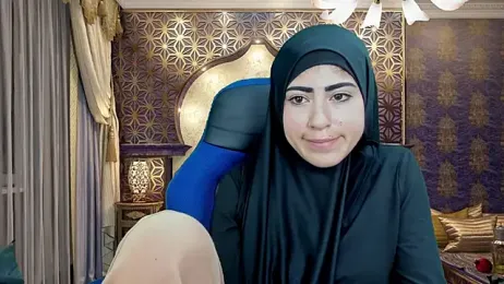 chaymae_nah_ — Stripchat stream photo (Apr 2025)