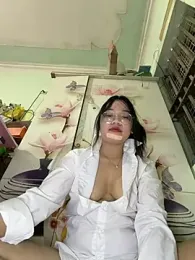 Emmiuuuu03 — modelo de webcam en línea en stripchat