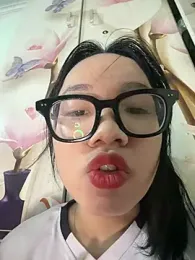 Emmiuuuu03 — modelo de webcam en línea en stripchat