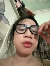 Emmiuuuu03 — modelo de webcam en línea en stripchat