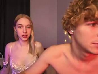 sexsertions — modelo de webcam en línea en chaturbate
