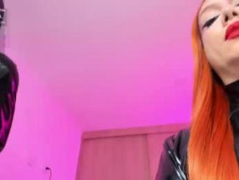 luxyshy — Chaturbate stream photo (Apr 2026)