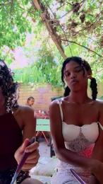 NickiFrenchy — modelo de webcam en línea en cam4