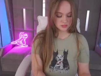 lylanimfa — Chaturbate stream photo (Apr 2025)