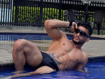 NicolasCollin — modelo de webcam en línea en livejasmin