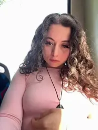 Lina_twin — Stripchat stream photo (May 2025)
