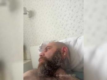 YuGoVi — modelo de webcam en línea en bongacams