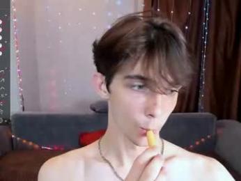 aaron_bang — Chaturbate stream photo (Jun 2026)