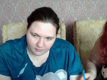 HollyXEva — Bongacams stream photo (Apr 2026)