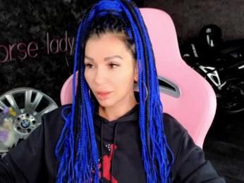 -BABAYAGA- — modelo de webcam en línea en bongacams