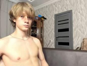 milkiwy — Chaturbate stream photo (Apr 2026)