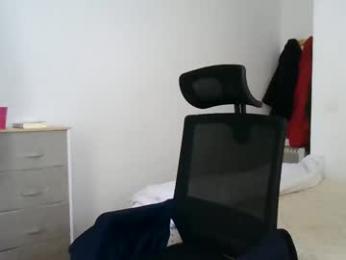 italianboybcn — Chaturbate stream photo (Apr 2025)