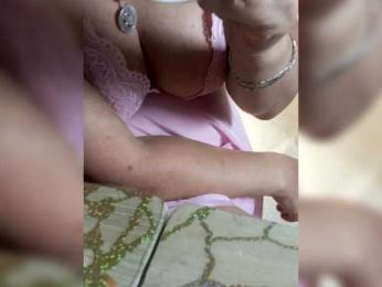 solder-3 — modelo de webcam en línea en bongacams