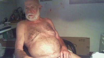 Seniorhengst — Cam4 profile photo