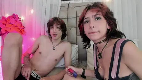 Mika_love_milo — Stripchat stream photo (May 2026)