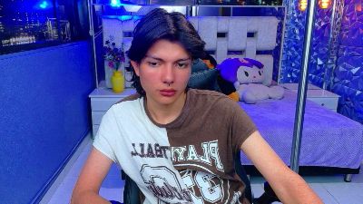 Alandelrey — Cam4 stream photo (May 2026)