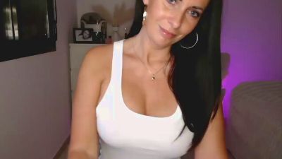 bianca_tease — Cam4 stream photo (Apr 2026)
