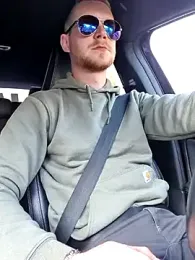 Playbunniboy — modelo de webcam en línea en stripchat