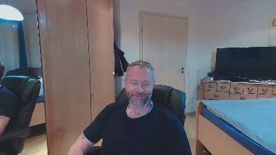 Mannfredfick — Cam4 stream photo (Apr 2026)
