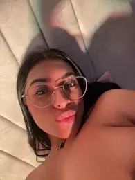 Linda_Saenz_ — stripchat