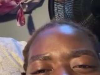 bigdicktaetae030 — modelo de webcam en línea en camsoda