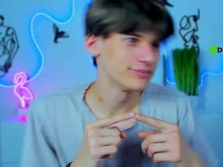 leo-valor — Camsoda stream photo (Mar 2026)