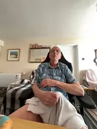 cutaboverest — modelo de webcam en línea en stripchat