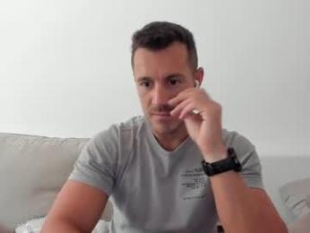 roberto4ever — modelo de webcam en línea en chaturbate