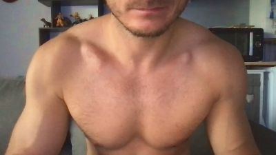 kenzo842 — Cam4 stream photo (Mar 2026)
