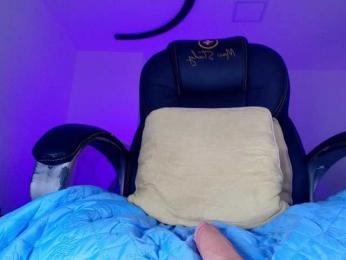 naomi-k — modelo de webcam en línea en bongacams