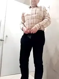 Pokaz2020 — Stripchat stream photo (Jun 2026)