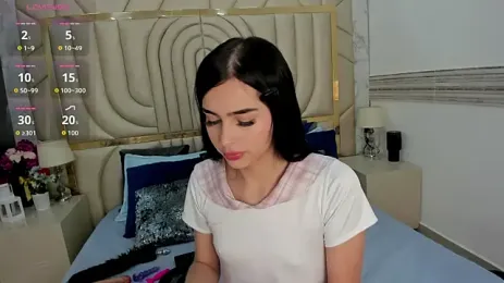 NahomiDeluxe — Stripchat stream photo (Aug 2026)