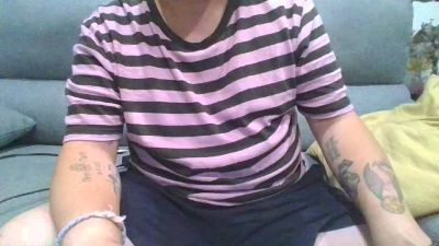 Robinhood5972 — modelo de webcam en línea en cam4