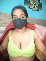 Yourshyriya — modelo de webcam en línea en stripchat