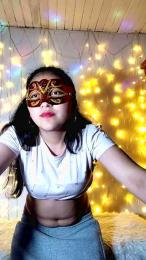 LaFlacaHot77 — modelo de webcam en línea en cam4