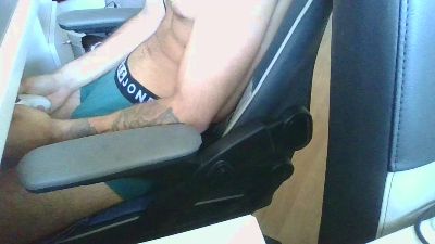 MaximoValente — Cam4 stream photo (Jul 2025)