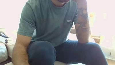 MaximoValente — Cam4 stream photo (Apr 2025)