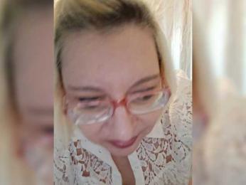 Vika211 — bongacams