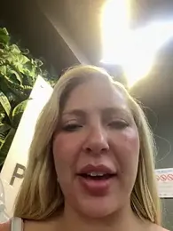 Juuhschmitt — modelo de webcam en línea en stripchat