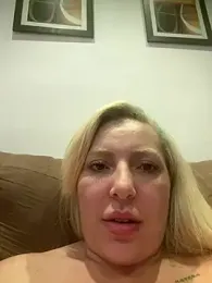 Juuhschmitt — Stripchat stream photo (Jul 2026)